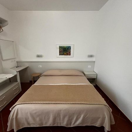 La Nuova Dimora B&B LʼAquila Exteriör bild