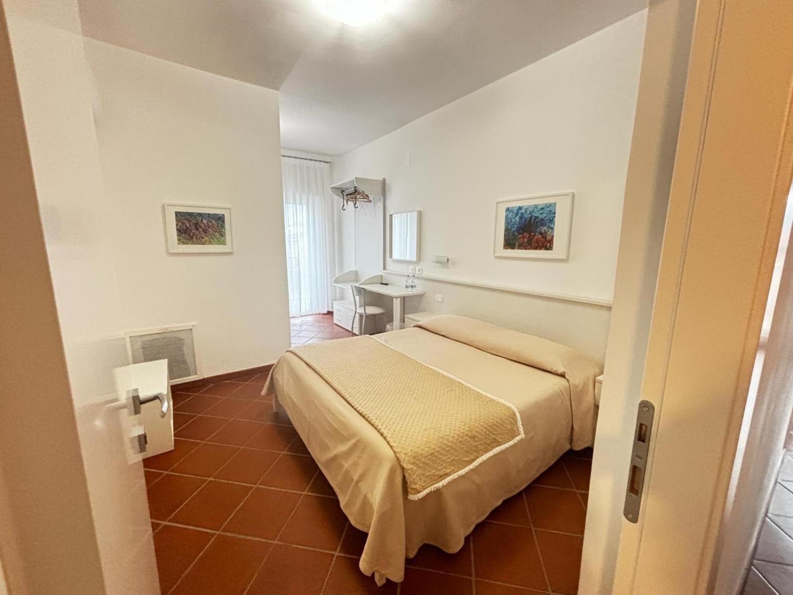 La Nuova Dimora B&B LʼAquila Exteriör bild