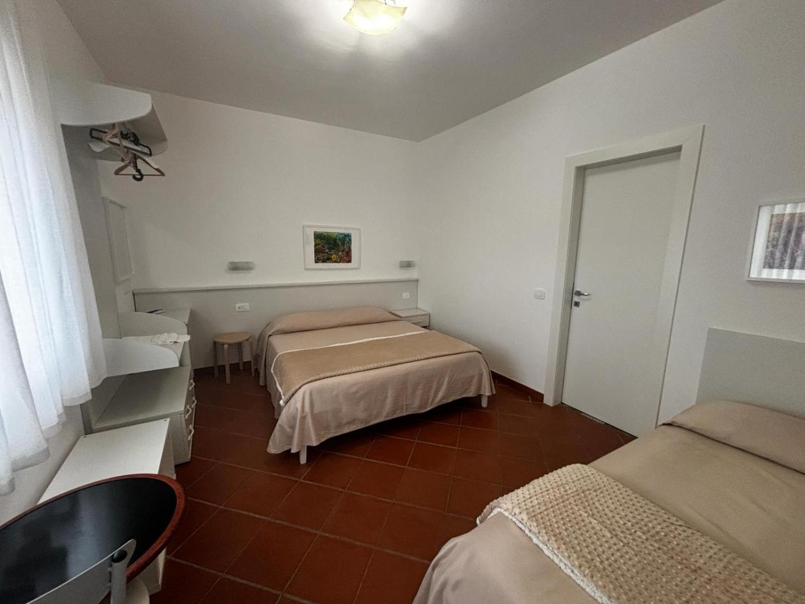 La Nuova Dimora B&B LʼAquila Exteriör bild